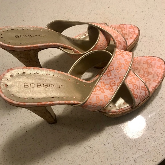 Shoes - Picture 1 of 2